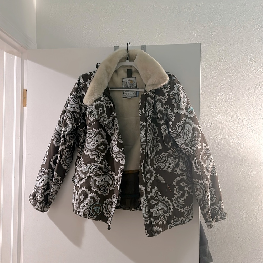 Burton snowboarding jacket Size M